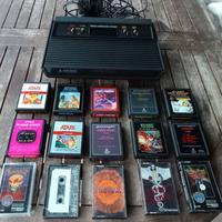 Atari console + 15 videogiochi (mancano joystick)