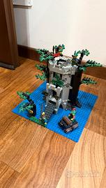Lego 6077 - Forestmen’s River Fortress (1989)