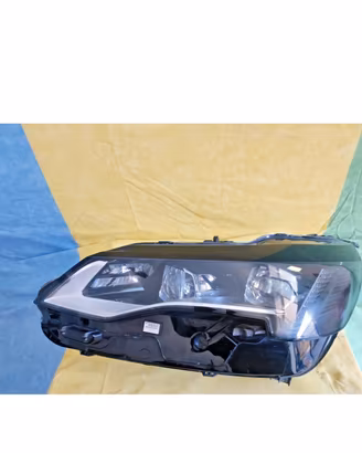 Faro Anteriore Sinistro Peugeot 3008