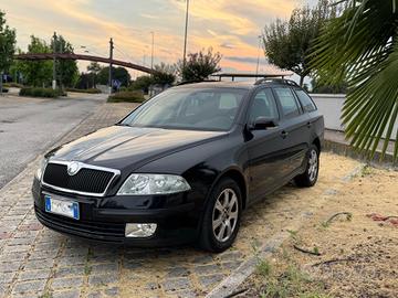 Skoda Octavia 1.9 TDI DSG Ambiente