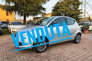 Lancia Ypsilon 1.2 69 CV 5 porte S&S Gold OK NEOPA