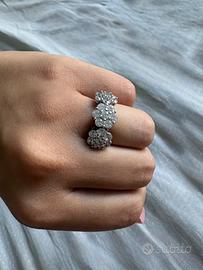 Anello trilogy con tre fiori in argento 925