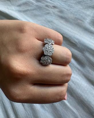Anello trilogy con tre fiori in argento 925