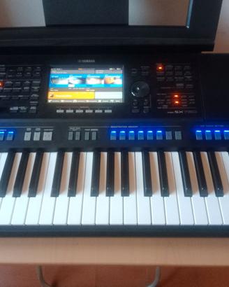 Tastiera workstation arranger Yamaha SX720