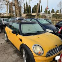Vari pezzi di ricambio mini cooper