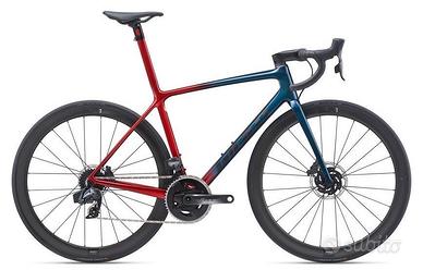 Giant TCR Advanced SL Disc 1 – SRAM Force eTap AXS