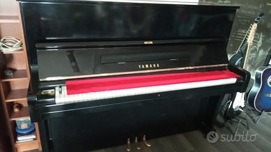 Pianoforte Yamaha U1