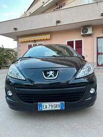 Peugeot 207 - 2010