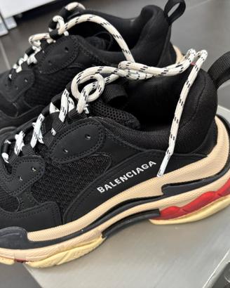 Sneaker Balenciaga nere