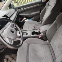 Golf 8  2.0 tdi
