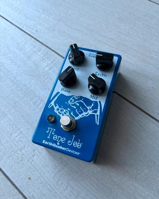 EarthQuaker Devices Tone Job – pedale EQ / booster