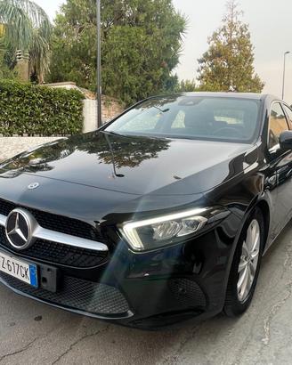 Mercedes-benz A 180 SEDAN 4p. Business