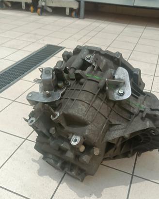 cambio per Mitsubishi Colt 1400 benzina 