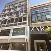 Ampia metratura sul V.le S.Martino