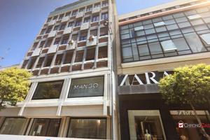 Ampia metratura sul V.le S.Martino