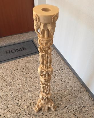 Colonna portavasi in pasta d’Avorio