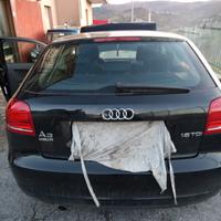 audi A3 1.6 TD per ricambi 