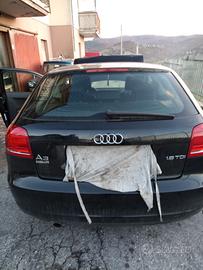 audi A3 1.6 TD per ricambi 