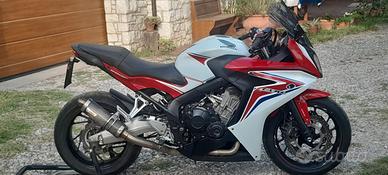 Honda CBR 650F Patente A2