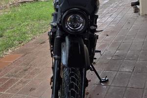 YAMAHHA HSR 700
