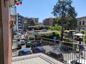 Appartamento Piazza Gramsci centralissimo
