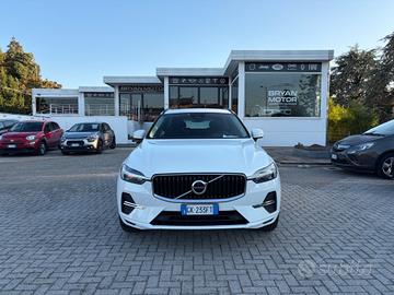 Volvo XC 60 XC60 B4 (d) AWD GEARTRONIC MOMENTUM PR