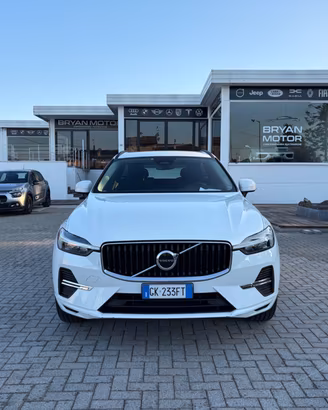 Volvo XC 60 XC60 B4 (d) AWD GEARTRONIC MOMENTUM PR