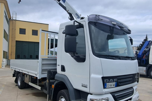 DAF TRUCKS CON CASSONE FISSO GRU COPMA 55