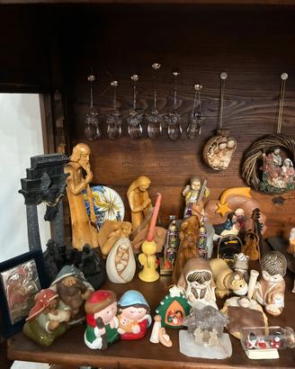 Collezione di 140 presepi di tutto il mondo