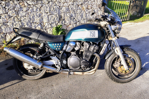 StupenCafè racer Suzuki GSX Inazuma 750 cafè racer