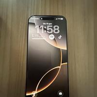 Iphone 16 pro max 100% Batteria