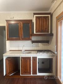 Cucina in buone condizioni