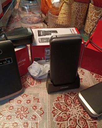 n.3 telefoni Majestic 