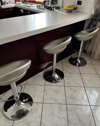 3 SGABELLI GIREVOLI DI DESIGN