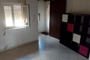 Appartamento+magazzino +cantina