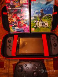 Nintendo Switch Completa di tutto con Joypad 