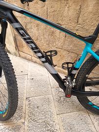 MTB giant