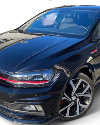 Volkswagen Polo 2.0 TSI DSG GTI Perfetta 200 cv