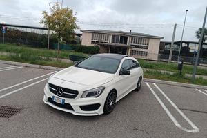 Mercedes CLA premium 200d. 2015