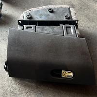 Cassetto portaoggetti lancia delta anno 2007