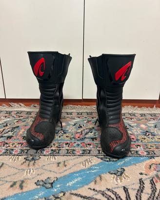stivali da moto