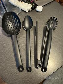 Set 4 utensili da cucina  e aprí scatole Tescoma