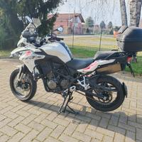  Benelli Trk 502X 