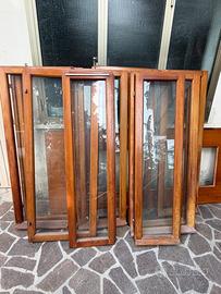 Finestre in legno usate