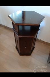 Mobile bar apertura dello sportello.