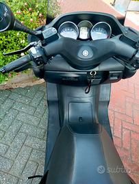 Yamaha majesty 400 euro 3 restyling