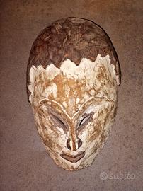 Maschera tribale africana.