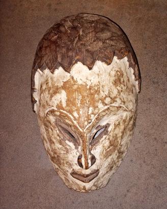 Maschera tribale africana.
