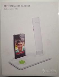 supporto cellulare con connessione micro-usb