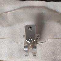 Deflettore universale parabrezza moto